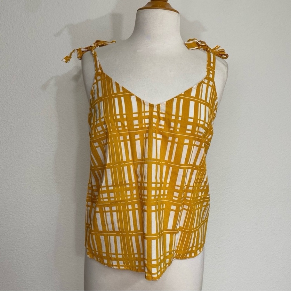 3/$25 Universal Thread Mustard White Abstract Tank Top Size Medium Cottagecore